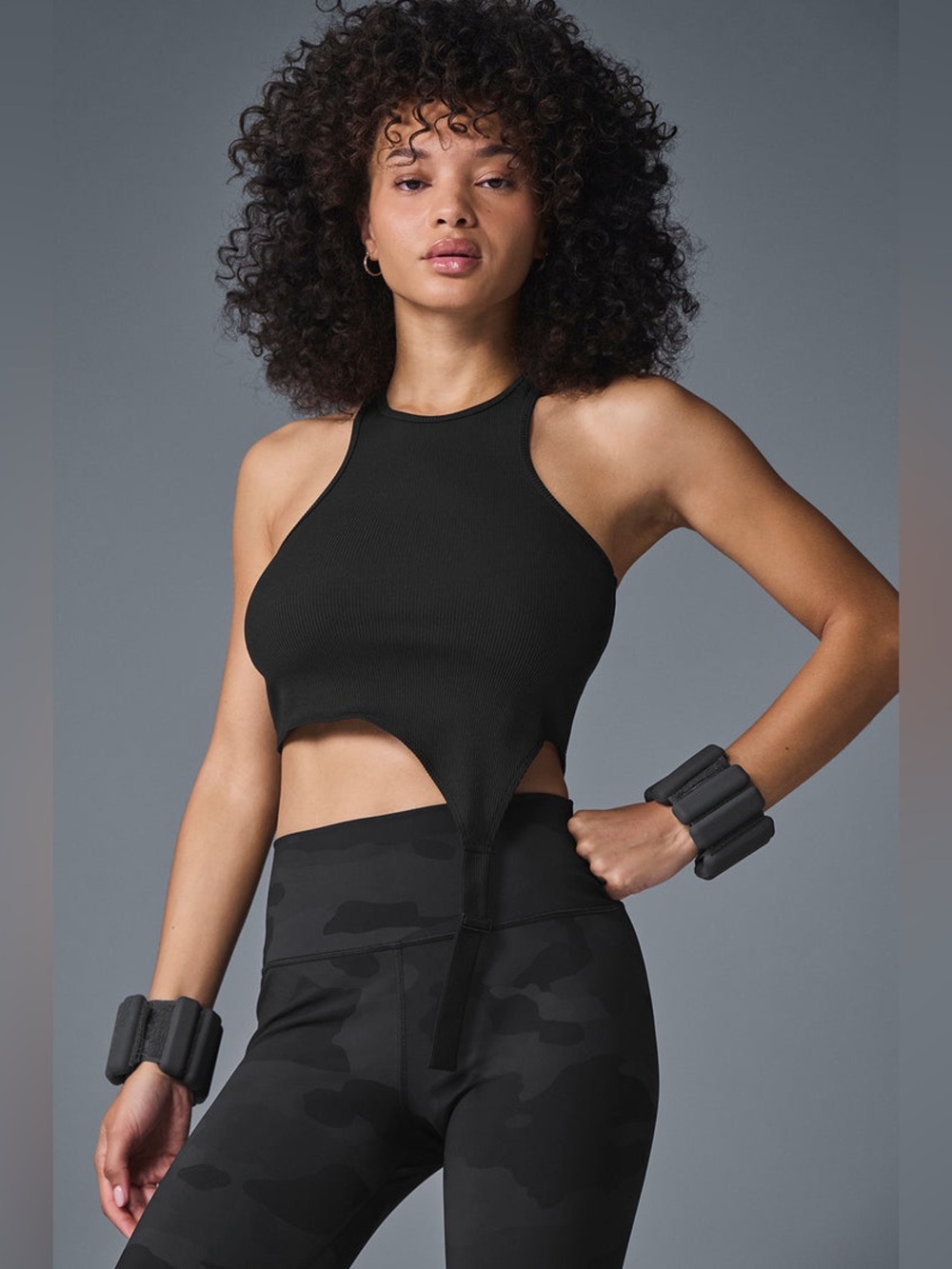 ALO Yoga Alosoft Ribbed Revelation Tank in Black - L
